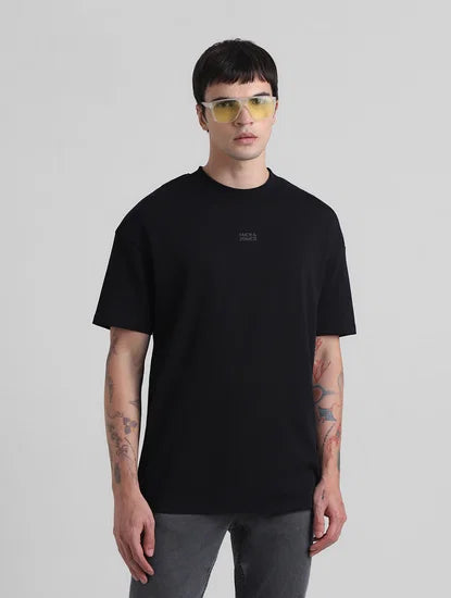 APPARELS